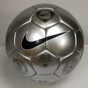 Nike Scorpion KO Chrome | 2002 | Secret Tournament | The Cage Advertisement | Size 5