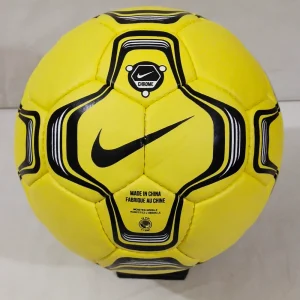 Nike Scorpion Yellow | 2002 | Secret Tournament | The Cage Advertisement | Size 5